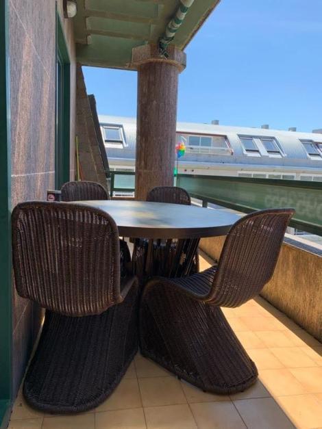 ויגו Apartamentos En Playa De Samil Primera Linea De Playa Pe Na Areia מראה חיצוני תמונה